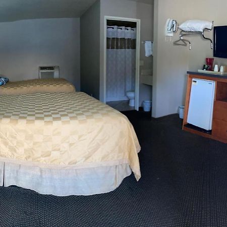 Lone Pine Budget Inn المظهر الخارجي الصورة